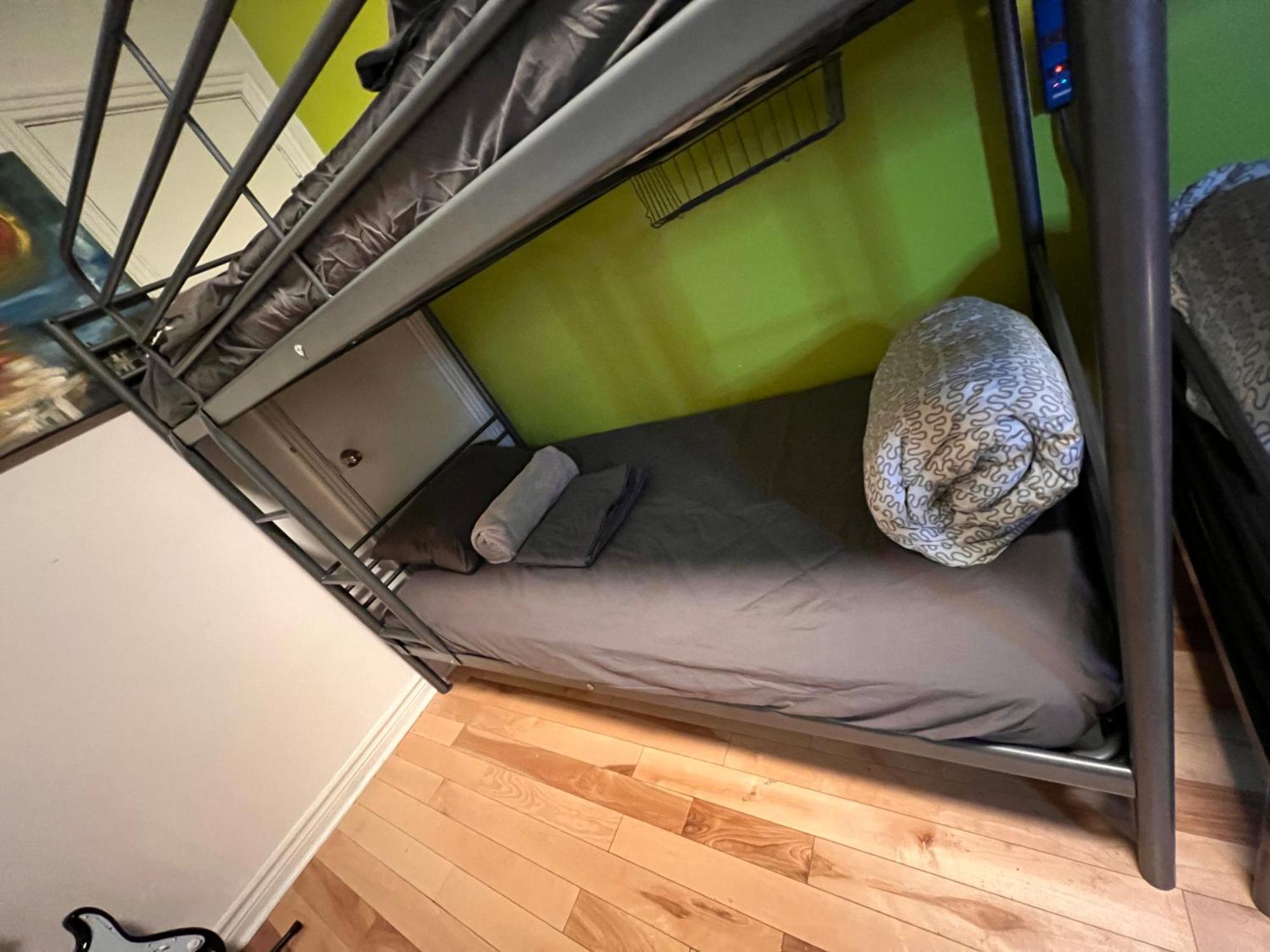 Auberge Pvt Hostel Montréal Esterno foto